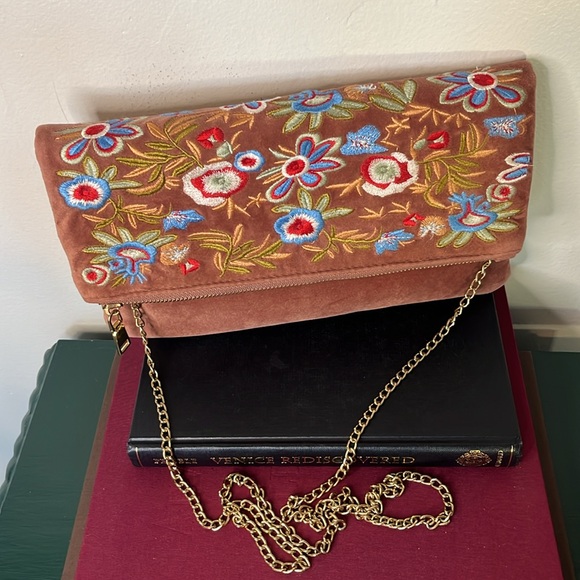 Velvet Mauve Floral Embroidered Fold Over Clutch Crossbody Gold Chain Boho - Picture 2 of 11